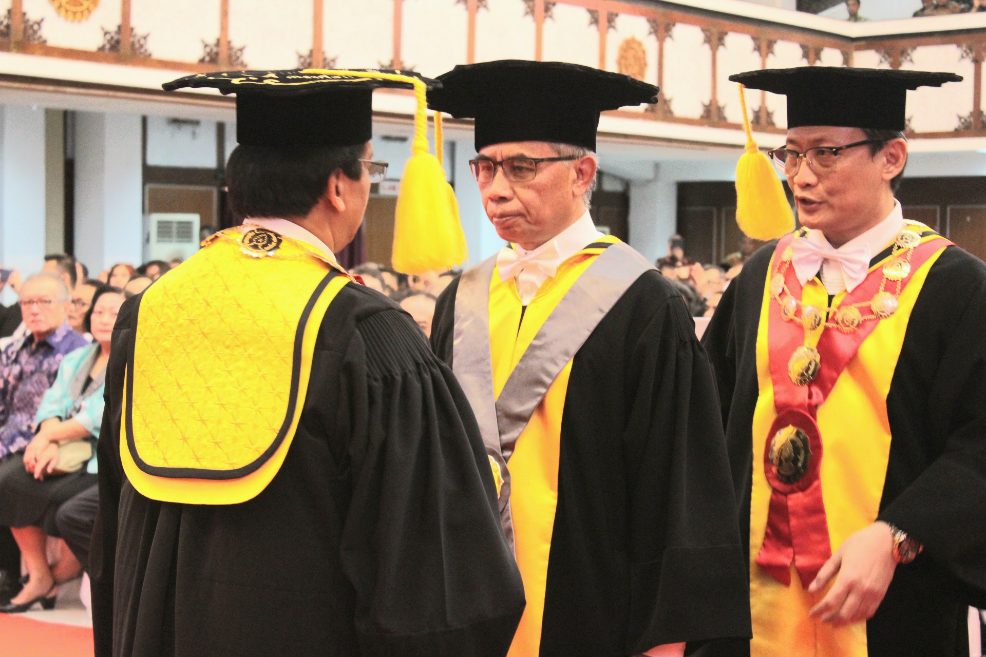 UNS Kukuhkan Wimboh Santoso sebagai Guru Besar