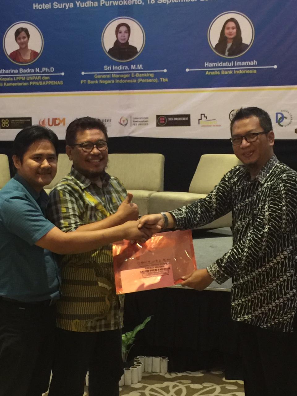 Artikel Peneliti FEB UNS Raih Best Paper Awards