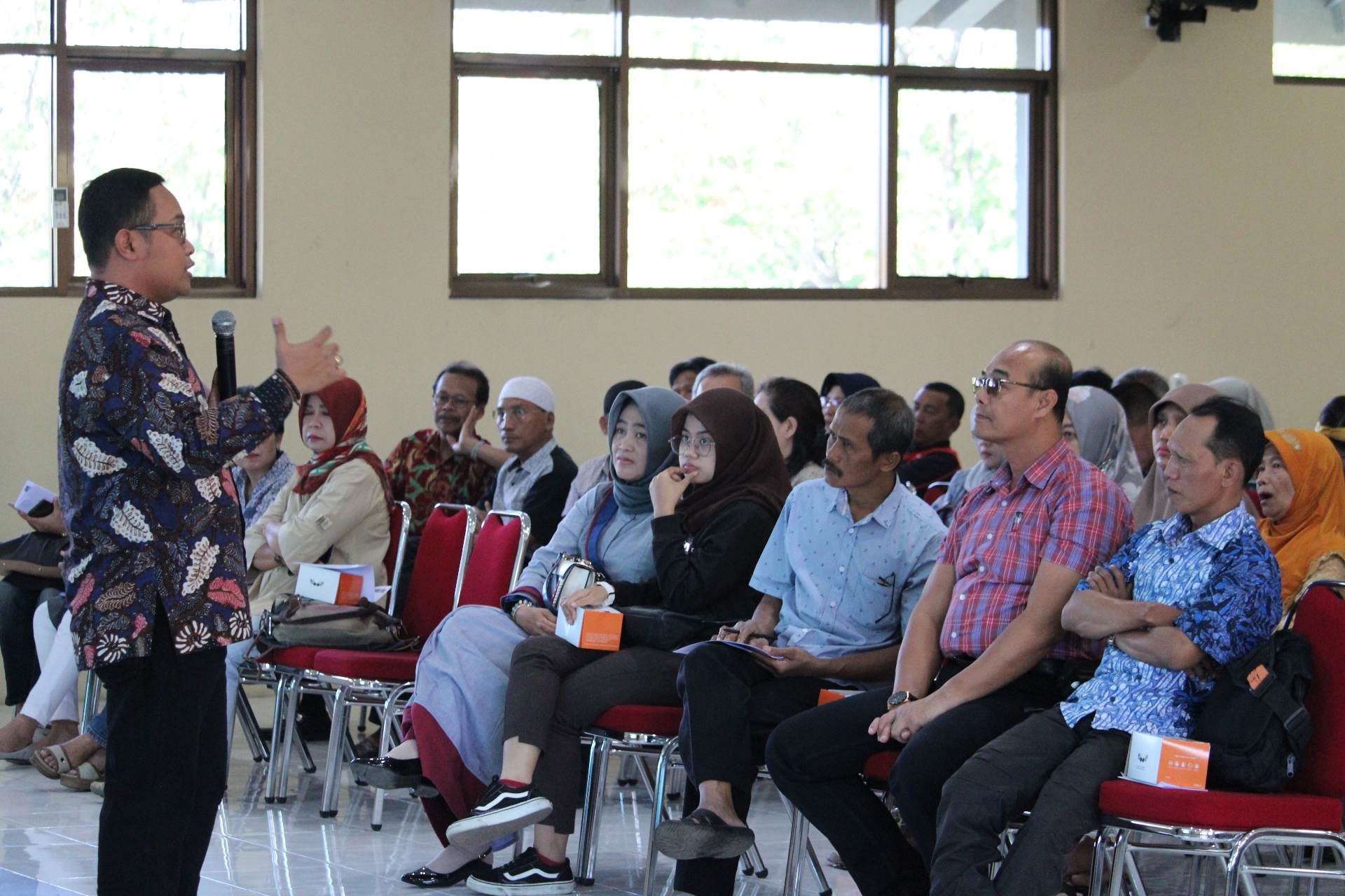 Prodi S1 Akuntansi Gelar Pertemuan dengan Orang Tua Mahasiswa Baru