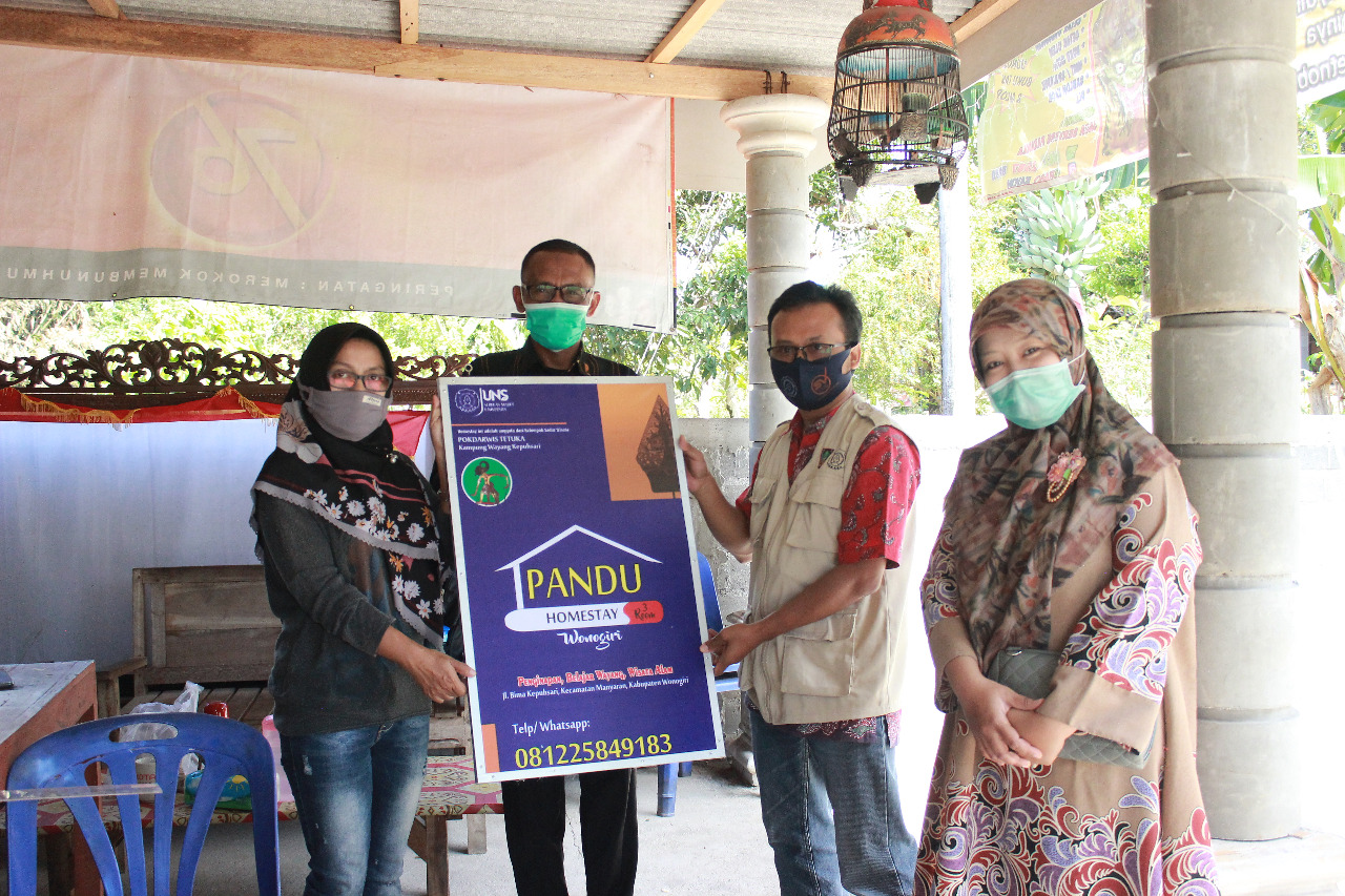 RG FEB UNS Bantu Kembangkan Kampung Wayang Kepuhsari