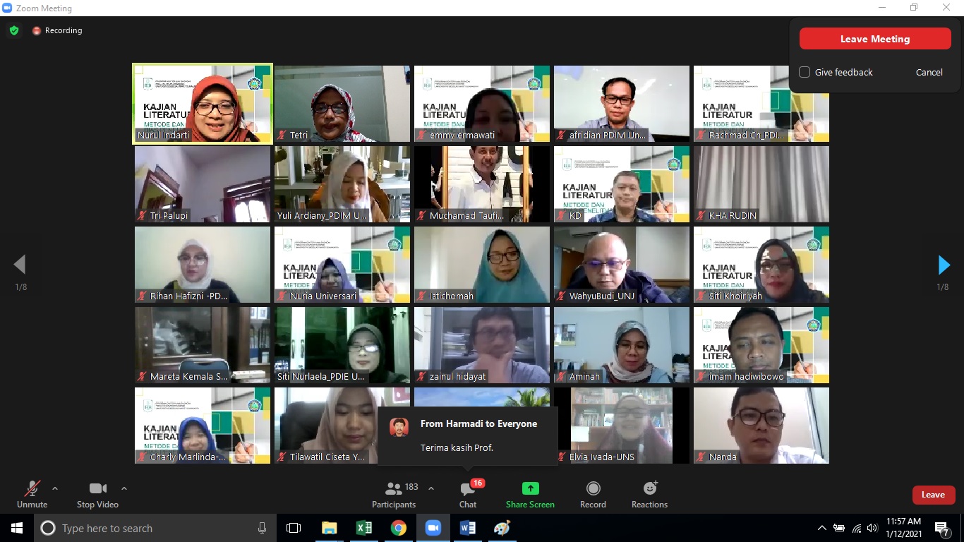 PDIE Gelar Webinar Bahas Kajian Literatur