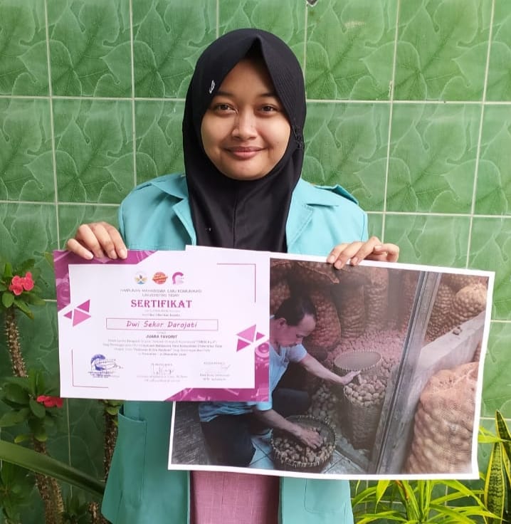 Mahasiswa FEB Juara Favorit Lomba Fotografi