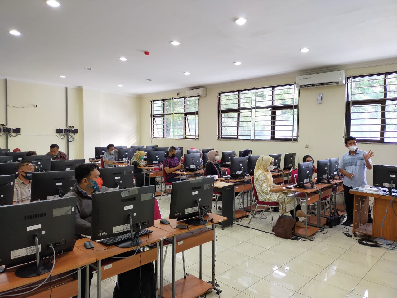 FEB UNS Adakan Workshop Pengajuan Anggaran dan Penyusunan SPJ