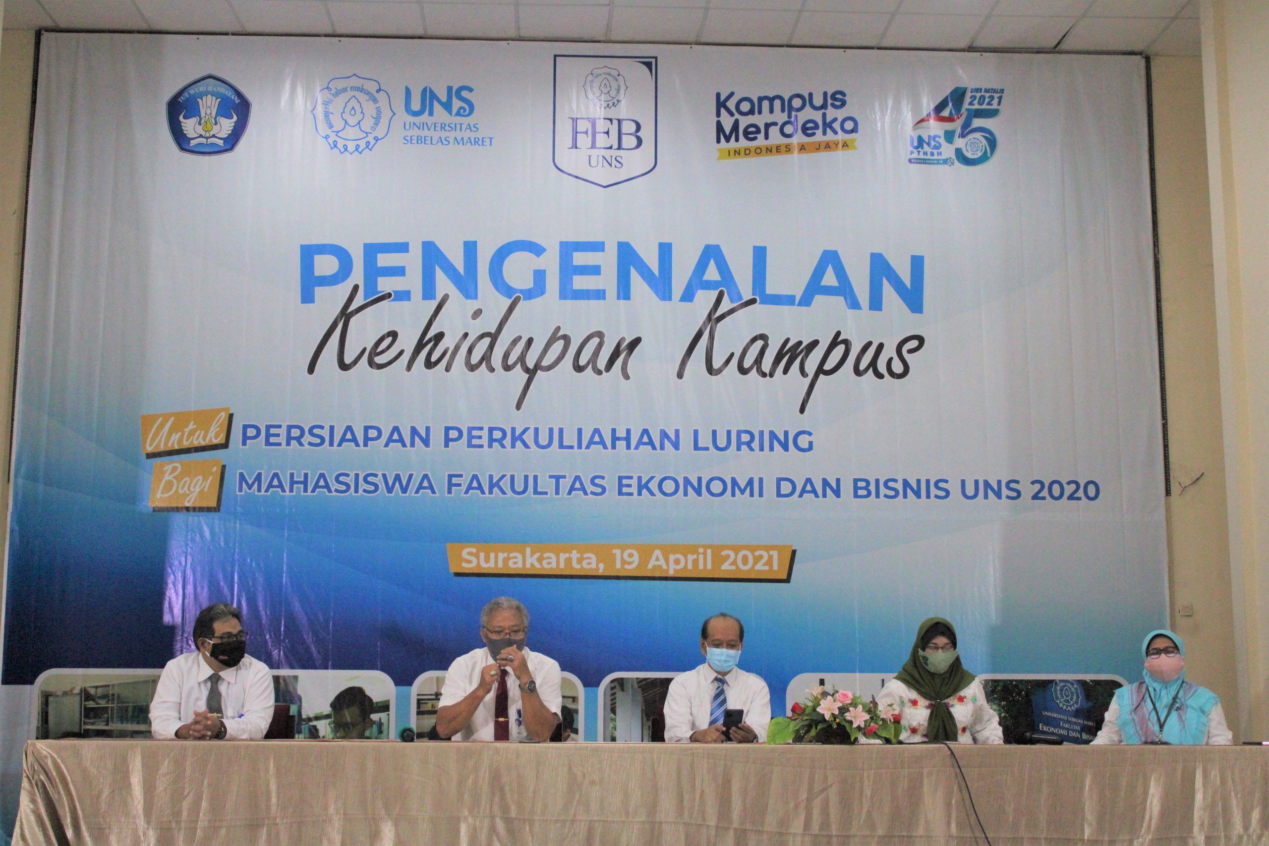 Siapkan Perkuliahan Luring, FEB UNS  Adakan Pengenalan Kehidupan Kampus Bagi Mahasiswa Angkatan 2020