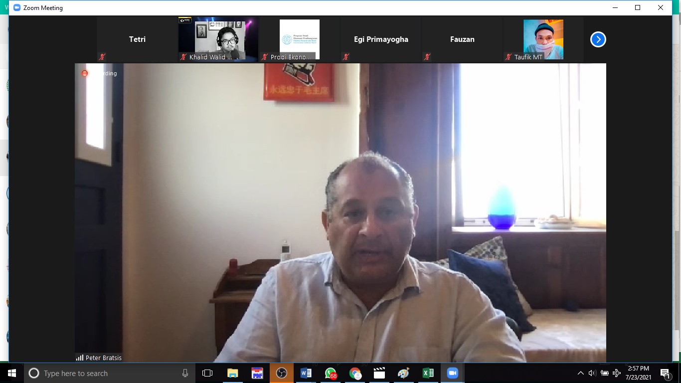 Prodi Ekonomi Pembangunan Undang Ahli Ilmu Politik AS dalam Webinar State, Political Corruption, and Pandemic