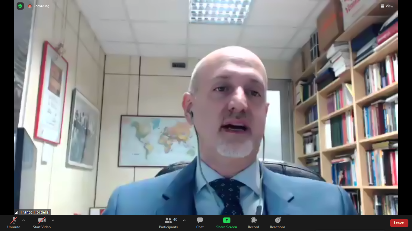 Prodi S1 Manajemen Hadirkan Prof. Franco Fiordelisi dalam Financial Management, Recent Issues in Finance