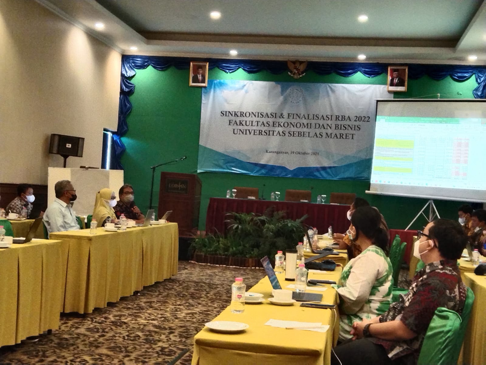 Undang Pengguna Dana, FEB UNS Lakukan Monitoring Daya Serap Anggaran Tahun 2021