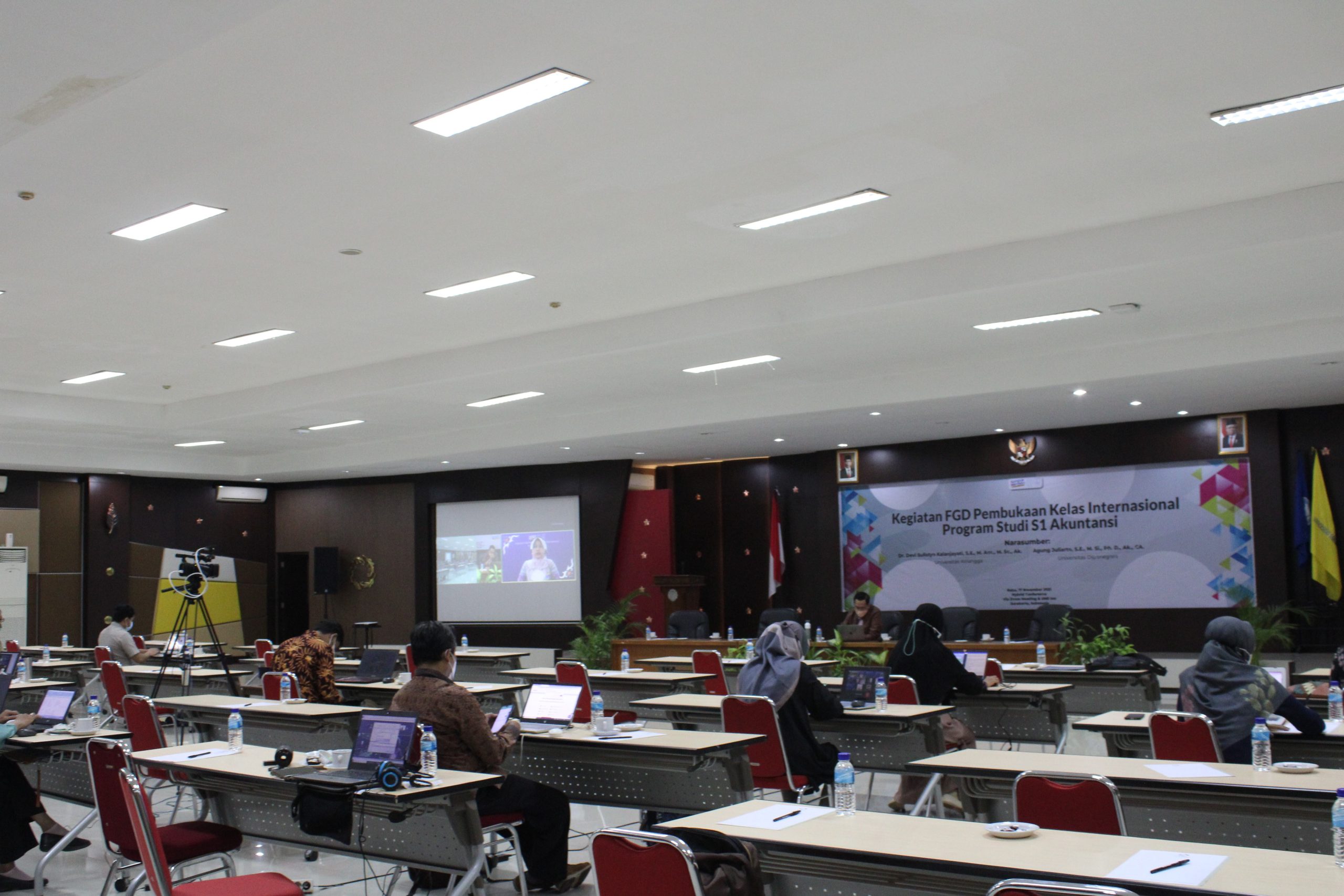 Prodi S1 Akuntansi Gelar FGD Kelas Internasional
