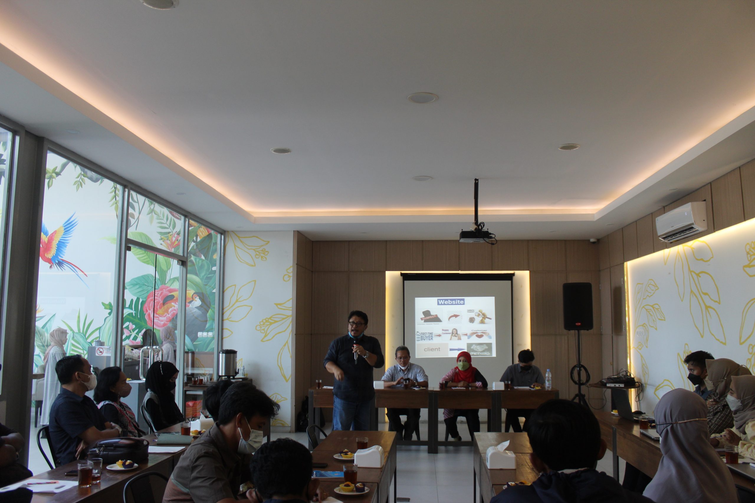 Workshop “Bikin Web Bisnis Sampai Tayang”, Hadirkan Tiga Pakar