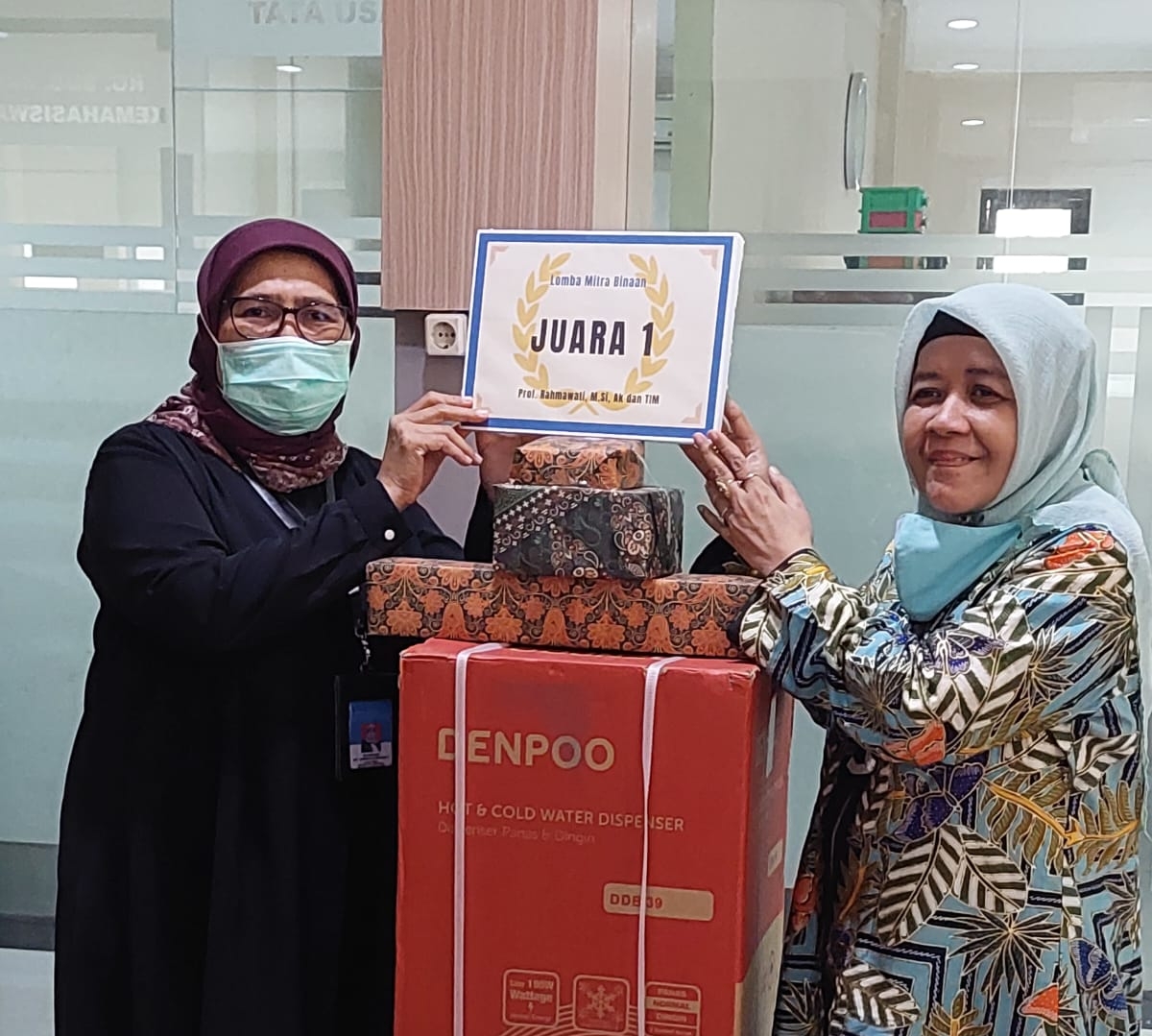 RG Akuntansi Keuangan FEB UNS Juara 1 Lomba Pengembangan Mitra Binaan