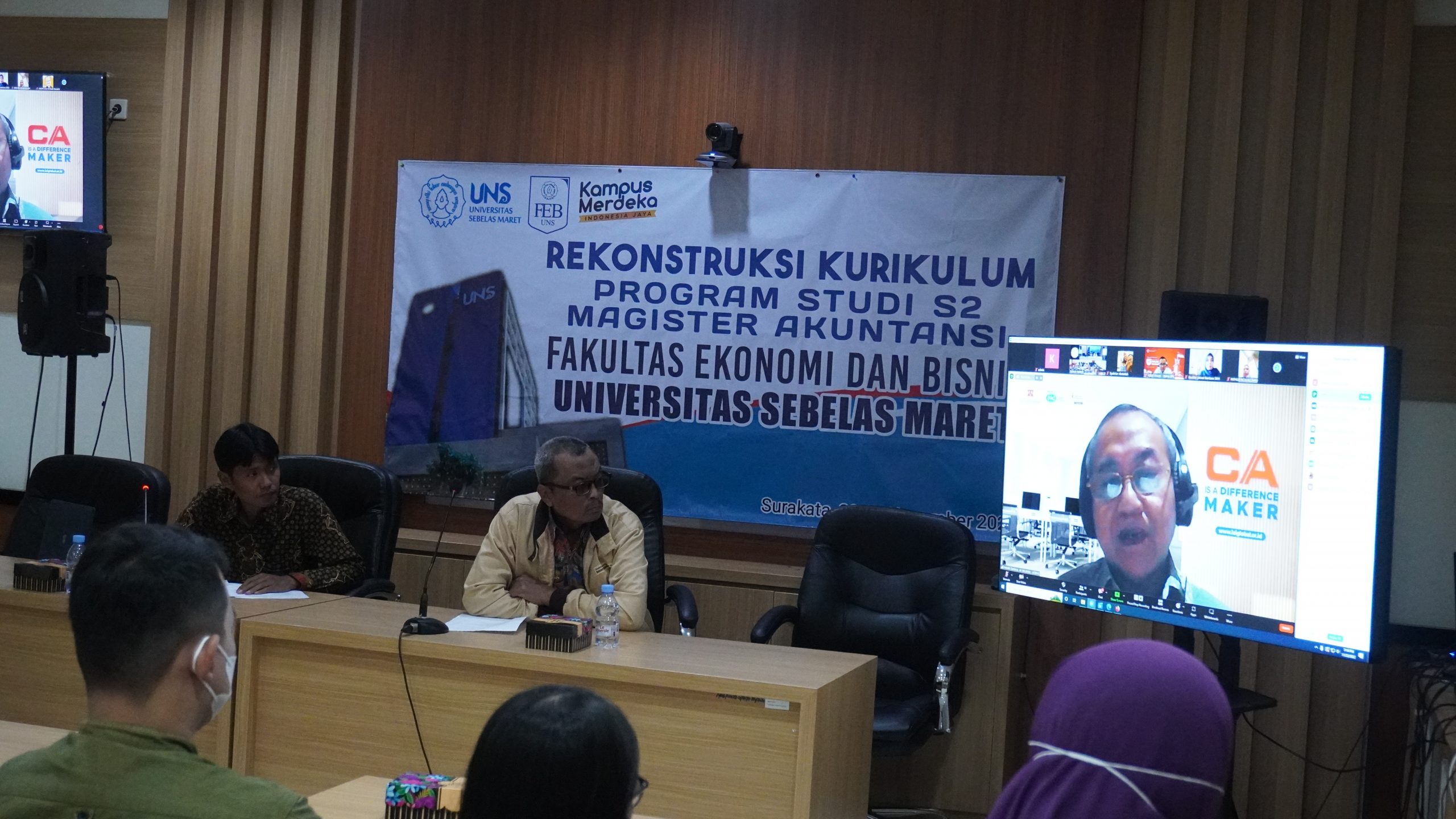 Program Studi S2 Magister Akuntansi Adakan FGD Rekonstruksi Kurikulum
