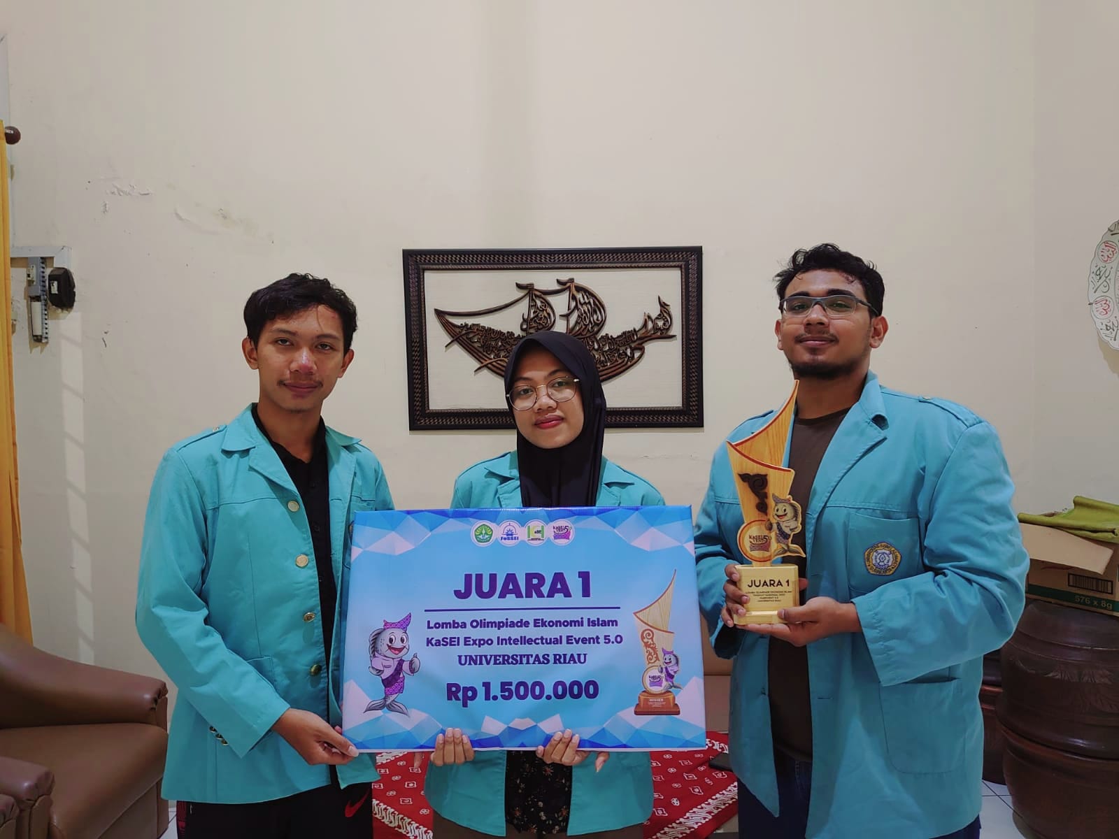 Mahasiswa UNS Raih Juara 1 Olimpiade Ekonomi Islam 2022