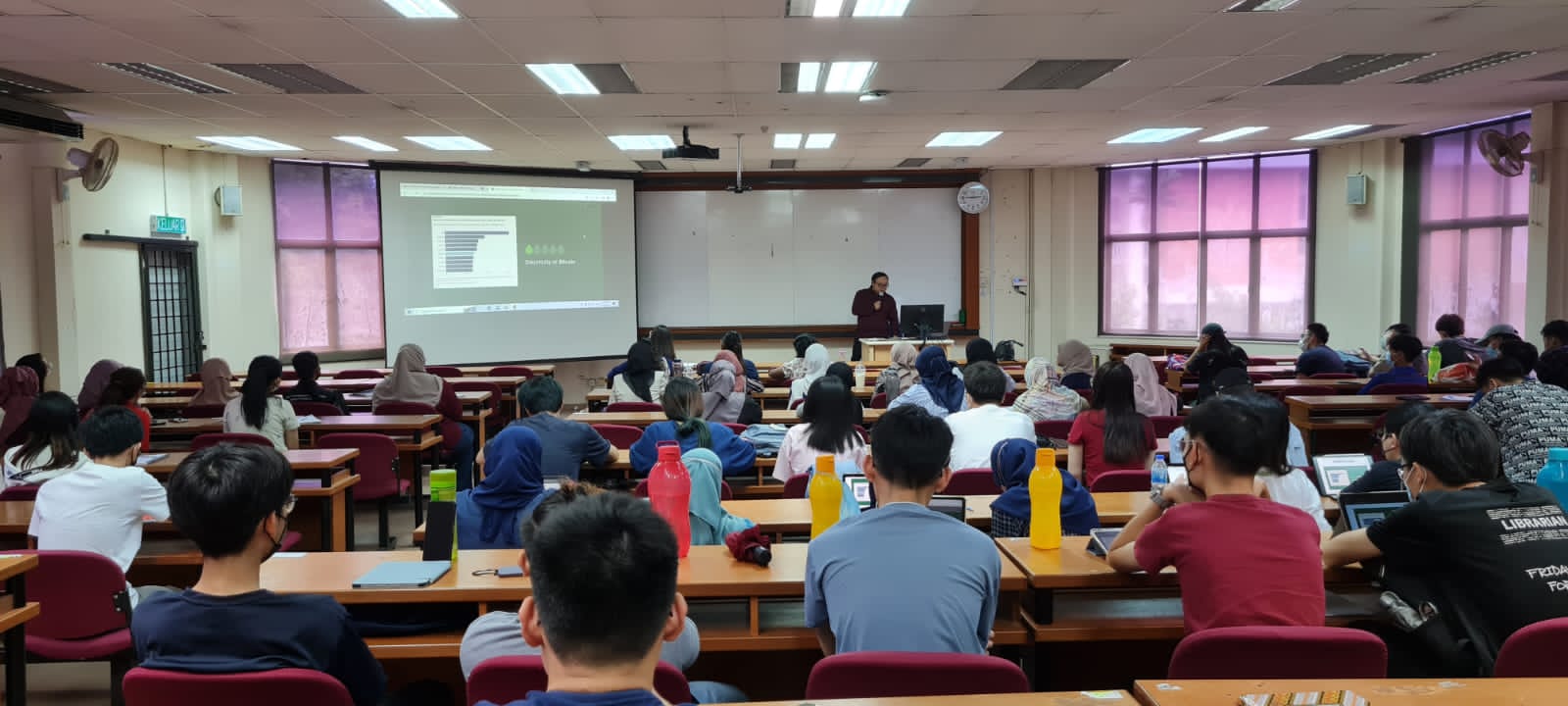 Sejumlah Dosen dan Mahasiswa FEB UNS Ikuti Penelitian Bersama dan Pertukaran Pelajar dengan Universiti Putra Malaysia