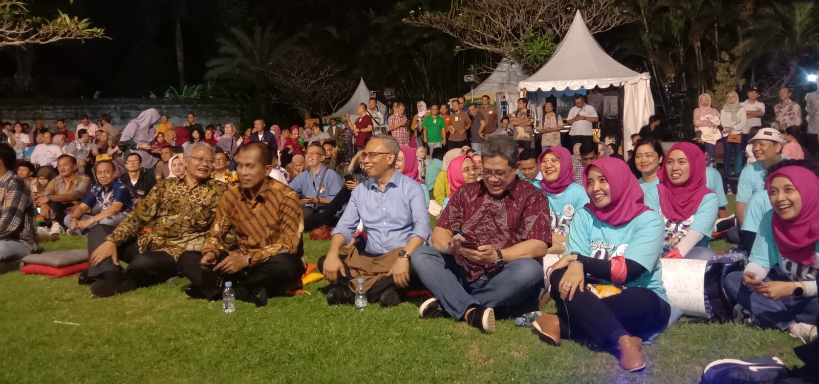 Lebih dari 1000 Alumni Ikuti NYARENG, Halal Bihalal dan Reuni Akbar KAFEB UNS