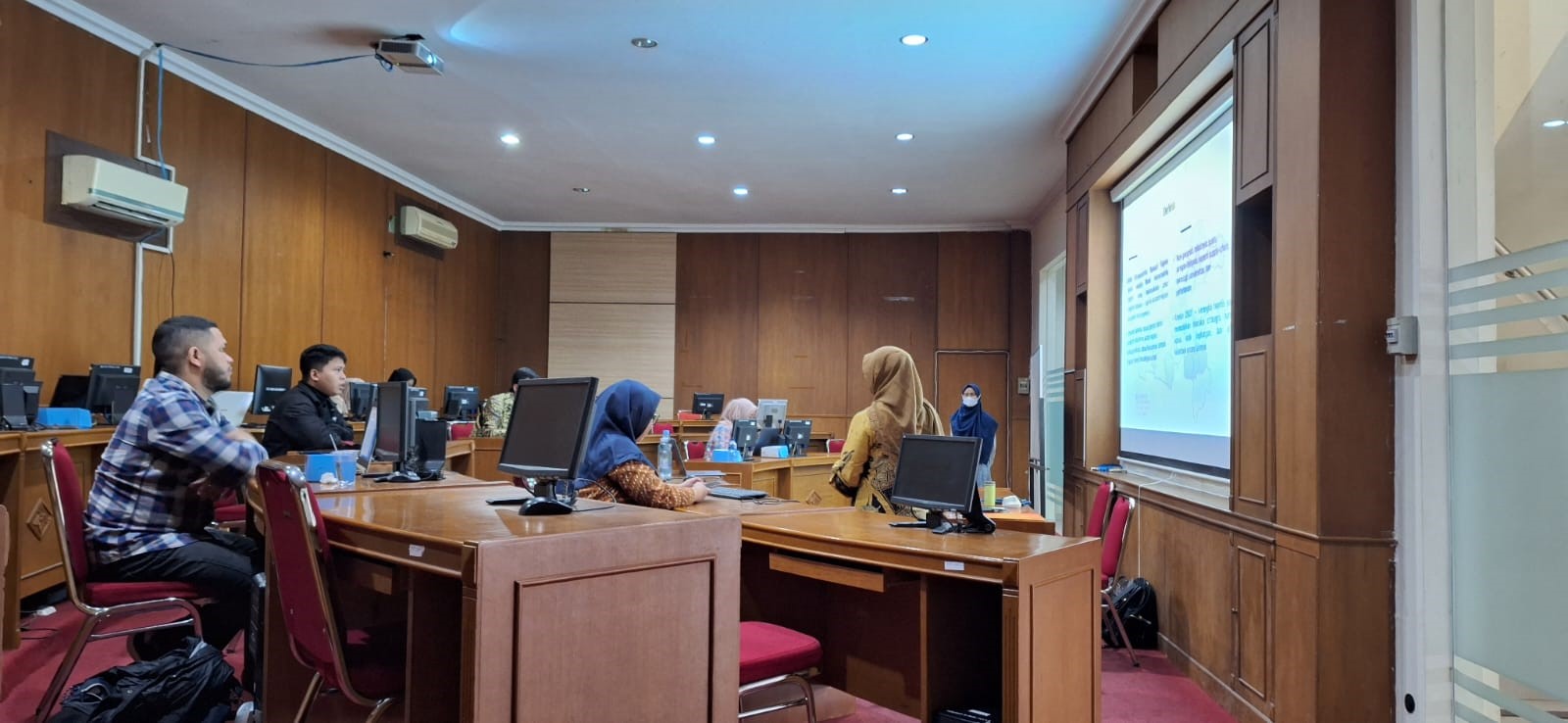 Prodi MESP Adakan Workshop Ekonometrika Spasial