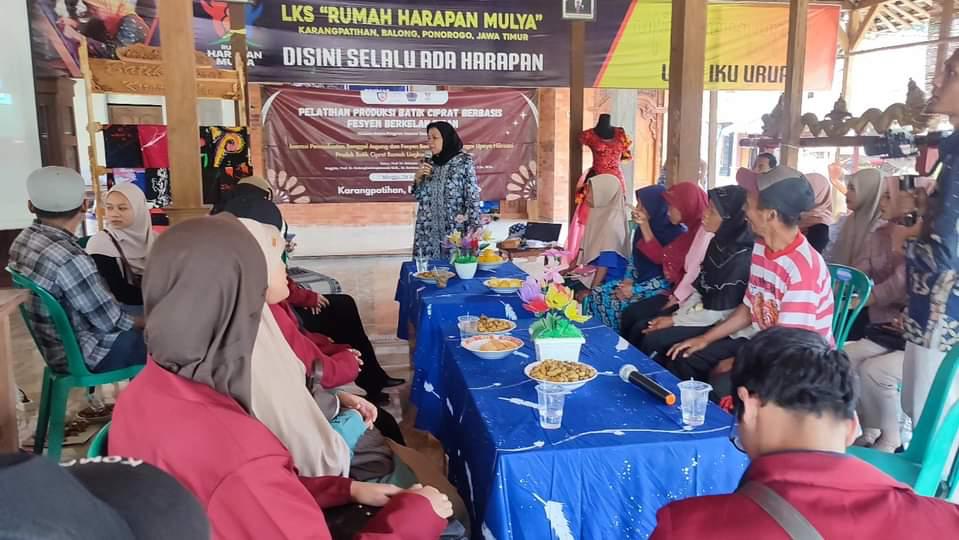 Kolaborasi UNS, UMPO, UPG dan STIE Arlindo Beri Pelatihan dan Pendampingan Masyarakat Karangpatihan