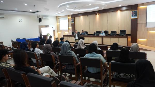 Bahas Corporate Social Responsibility, Prodi S-1 Ekonomi Pembangunan Undang Praktisi