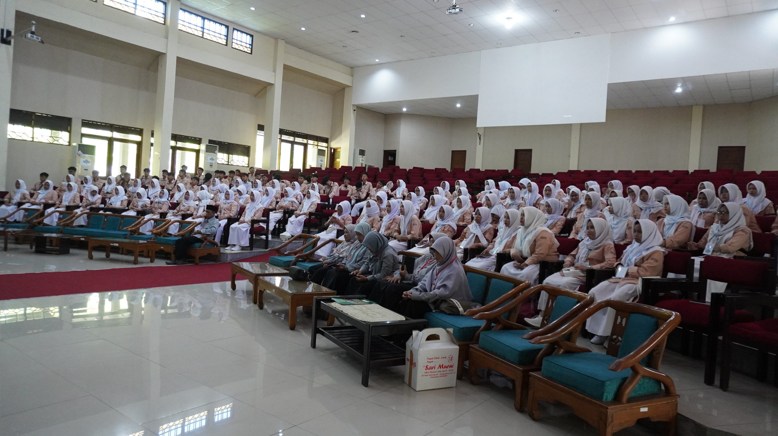 FEB UNS Menerima Kunjungan MAN 2 Cilacap