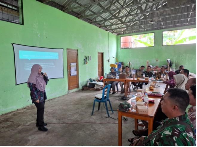 Universitas Sebelas Maret Gandeng TPS3R ”Mojo Makmur” dalam Pengelolaan Sampah Organik melalui integrasi UMAITA (Unggas, Magot, Ikan dan Tanaman) di Kota Surakarta