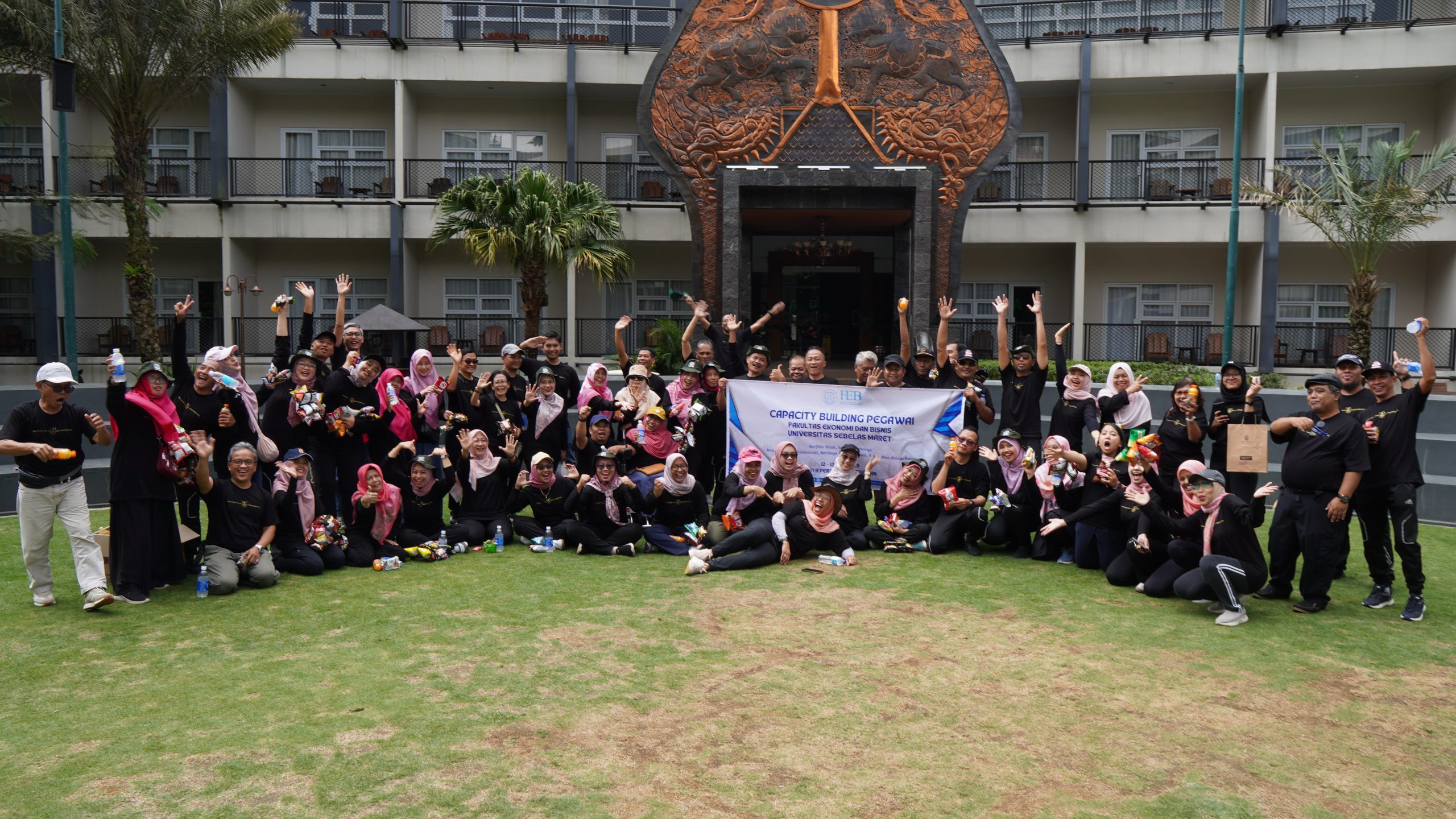Capacity Building FEB UNS 2025, Membangun Sinergi dalam Kebersamaan