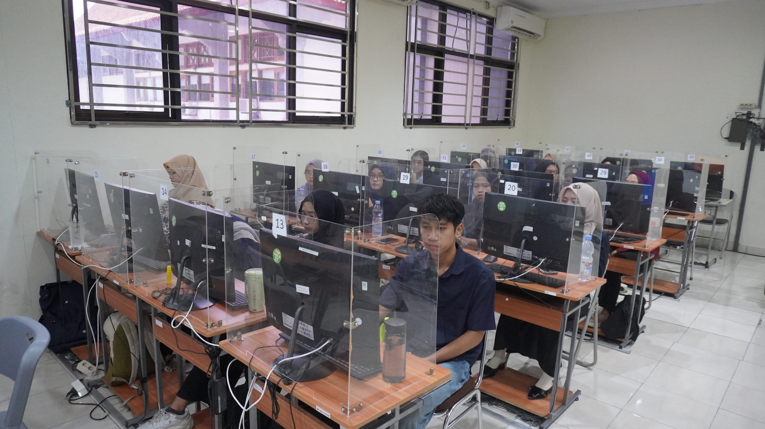 Laboratorium Perpajakan FEB UNS Perkuat Literasi Pajak Digital Mahasiswa melalui Pelatihan Coretax