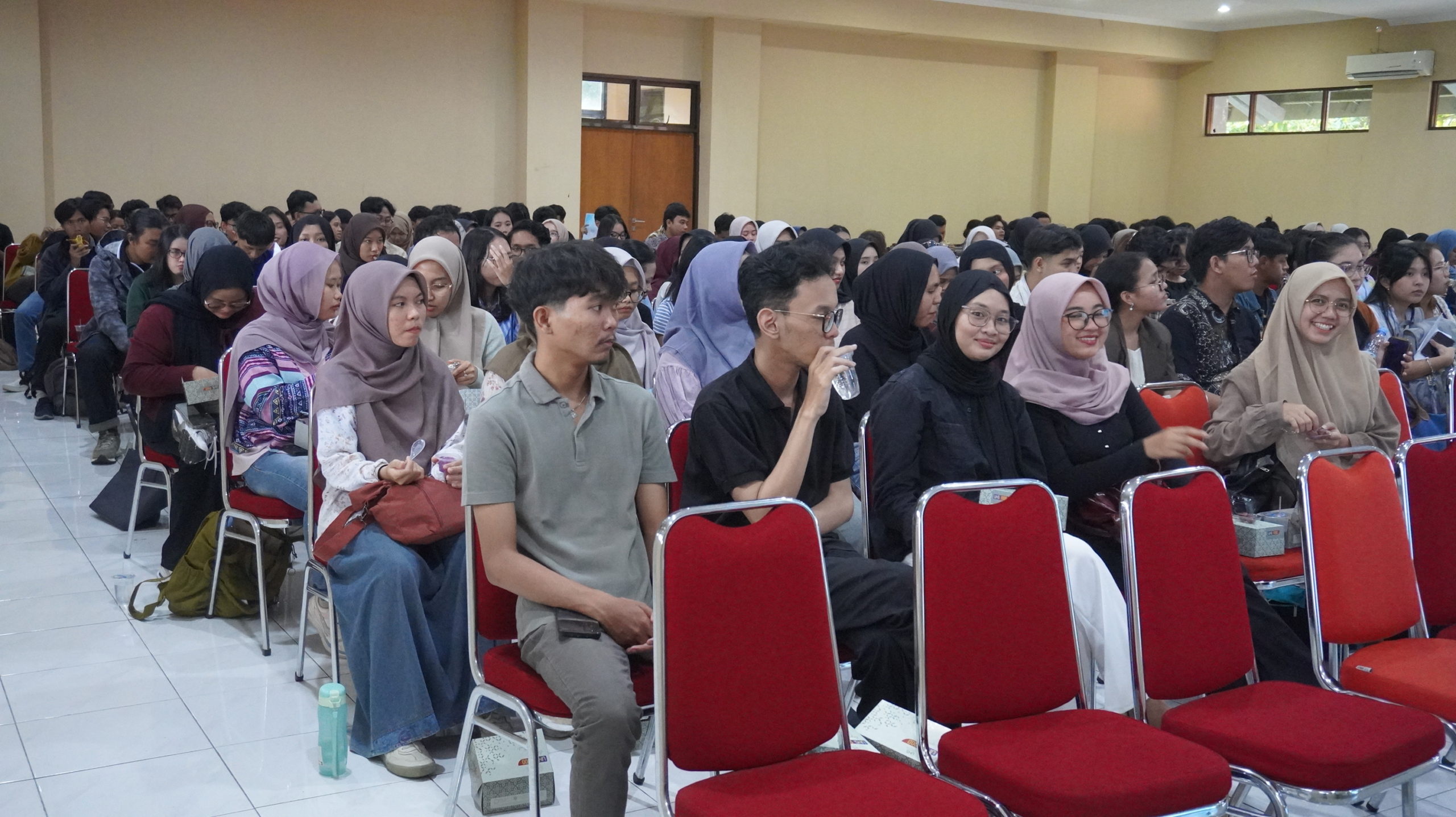 Pre Job Training Batch 1, FEB UNS Bekali Mahasiswa Siap Kerja