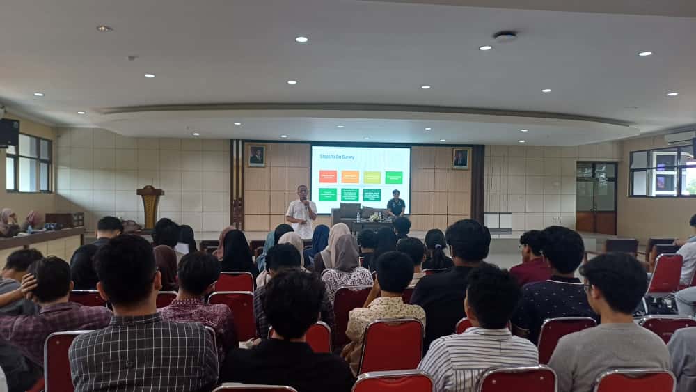 Mahasiswa Bisnis Digital FEB UNS Ikuti Kuliah Umum Quantitative Research: Survey and Questionnaire Design bersama BRIN