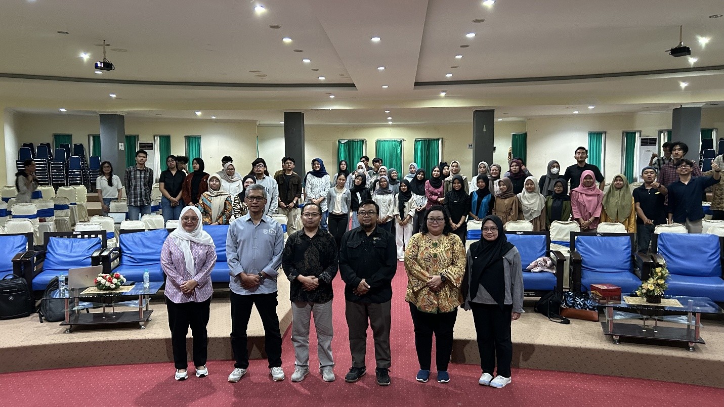 Tim Peneliti FEB UNS Bahas Peran FinTech dalam Respon Kebijakan Moneter dan Fiskal