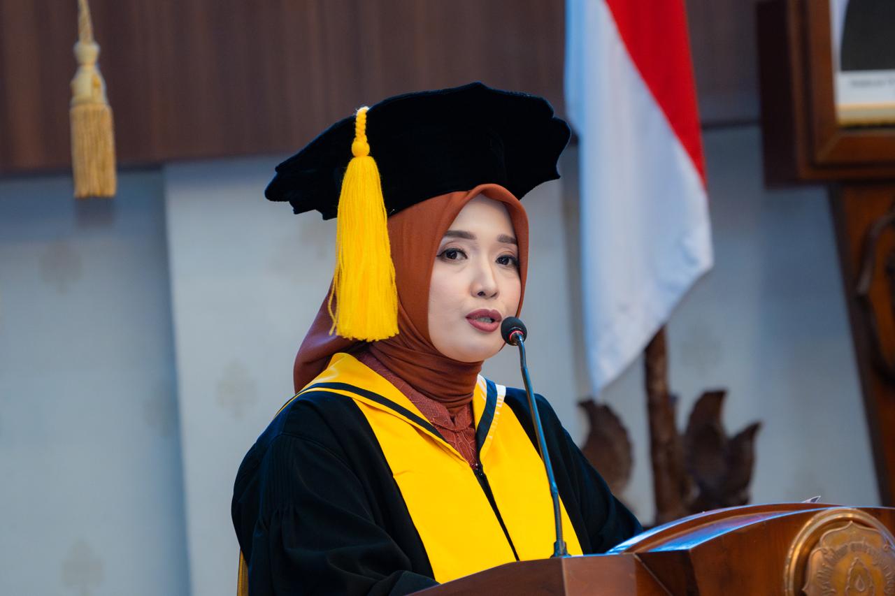 Pengukuhan Guru Besar UNS: Prof. Dwi Prasetyani Tegaskan Peran Strategis Perempuan Pengusaha dalam Pembangunan Berkelanjutan