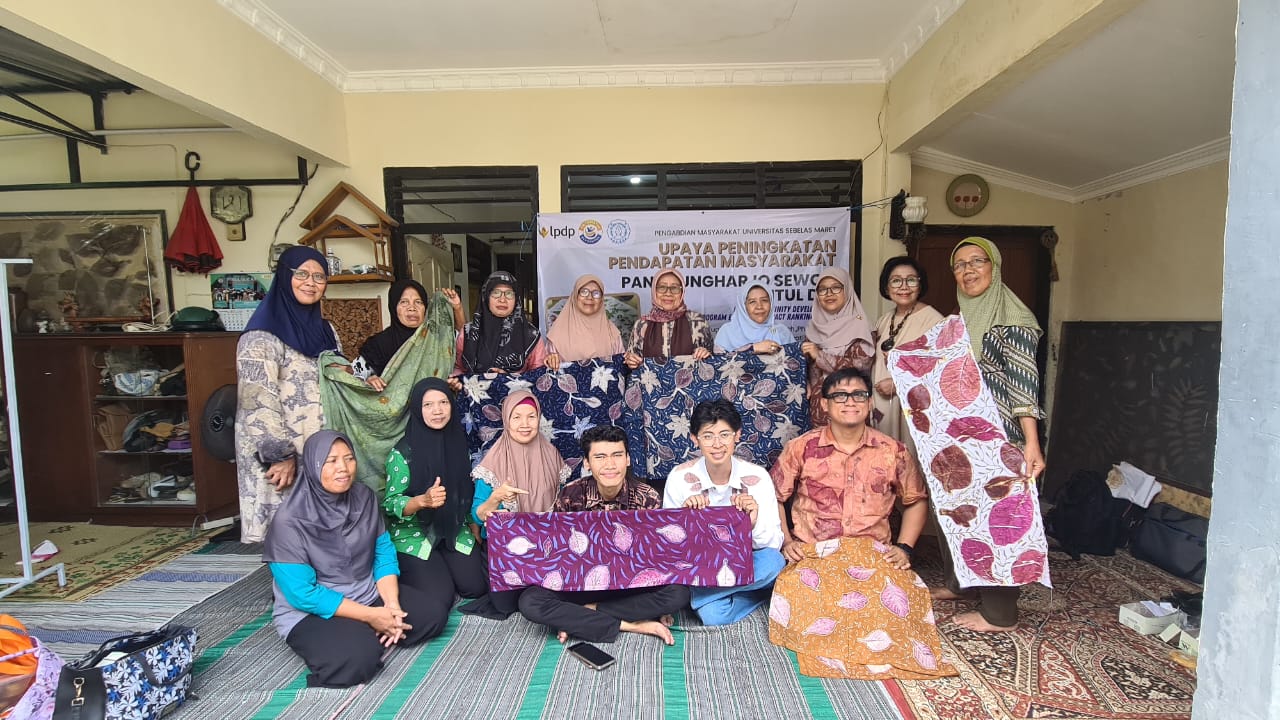 Tim FEB UNS Laksanakan Pengabdian kepada Masyarakat untuk Tingkatkan Pendapatan Perajin Batik di Panggungharjo Bantul
